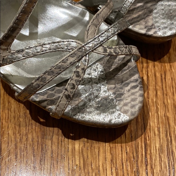 Badgley Mischka Grey Silver Snakeskin strap heels - Picture 2 of 4